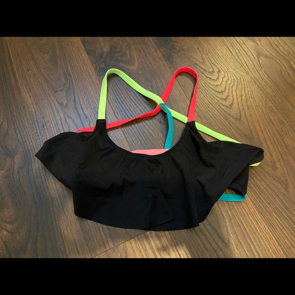 Mix match of bathing suits! - Picture 8 of 13